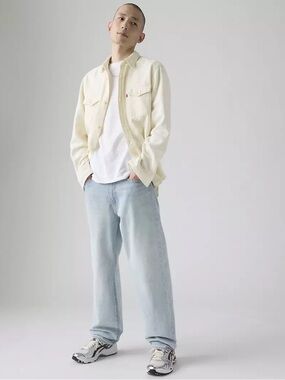 Levi’s Premium 568 Loose Straight Jeans Baby Blue Essentials Men’s Sz 34x30 NWT